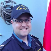 Sailor re-enrolls in the navy