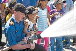 HMCS Regina Philippines visit