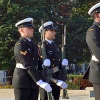 Sentry prepares to take their post at tomb of unknown soldier