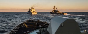 HMCS FREDERICTON performs a replenishment at sea approach on FGS BONN and United States Ship (USS) CARNEY during Op. Reassurance Jan. 28.