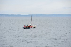 Navy and RCM-SAR work together to save sailing vessel.