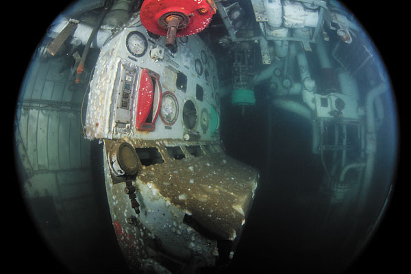 The Vancouver Aquarium dive research team takes an underwater look at HMCS Annapolis. Photo courtesy of Artificial Reef Society of British Columbia