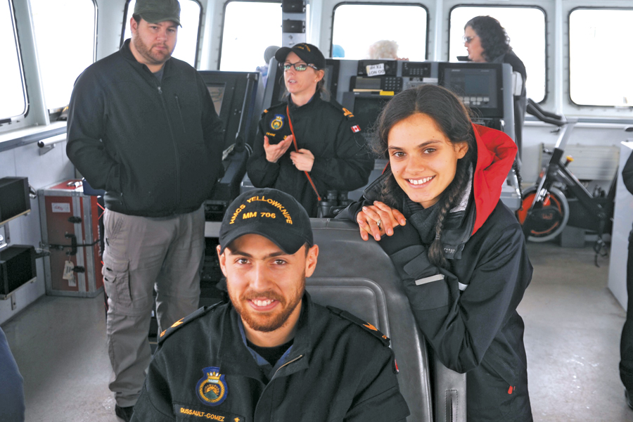 LS Manuel Dussault Gomez has the helm of PCT Grizzly for the departure. Photo by PO1 Al van Akker