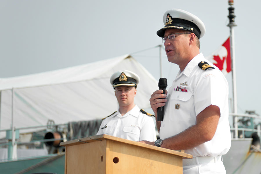 Outgoing Commanding Officer, Lieutenant-Commander Todd Bacon addresses sailors and guests.