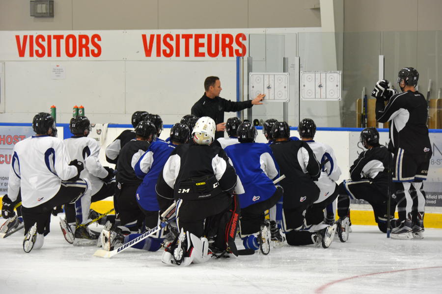 Royals' CAF jersey a tip to NHLers wartime service - Pacific Navy