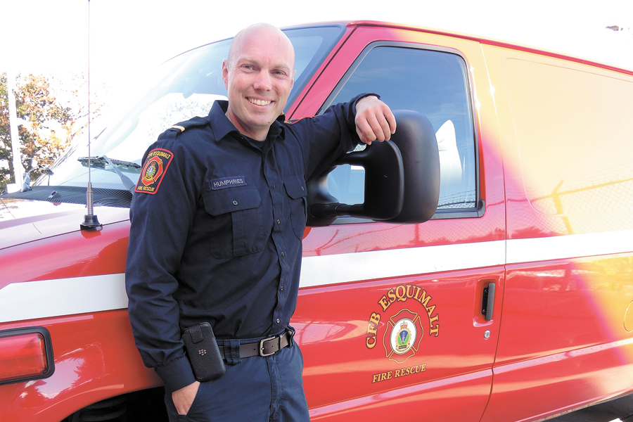 Fire inspector uses vacation to fight wild fires