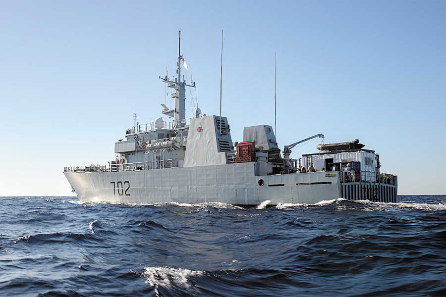 HMCS Nanaimo patrols the Caribbean Sea during Operation Caribbe. Photo by MARPAC Imaging Services
