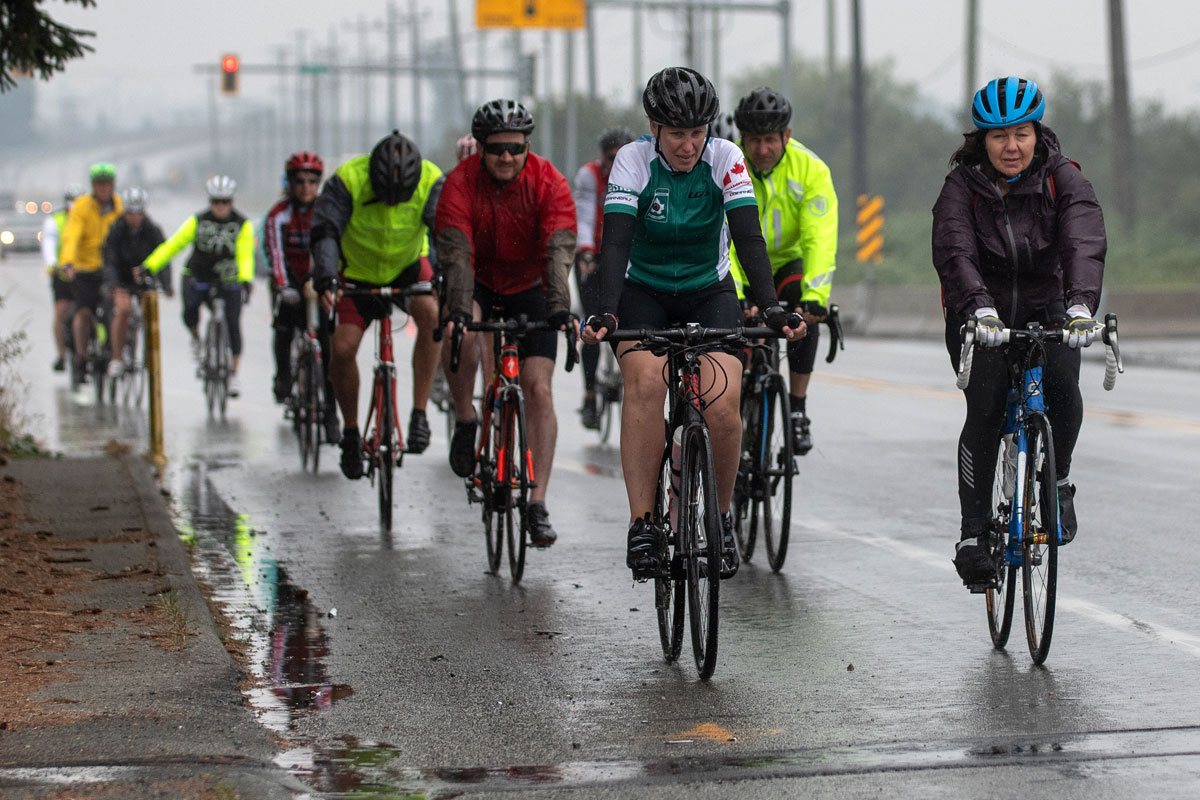 Riders prevail despite soggy weather