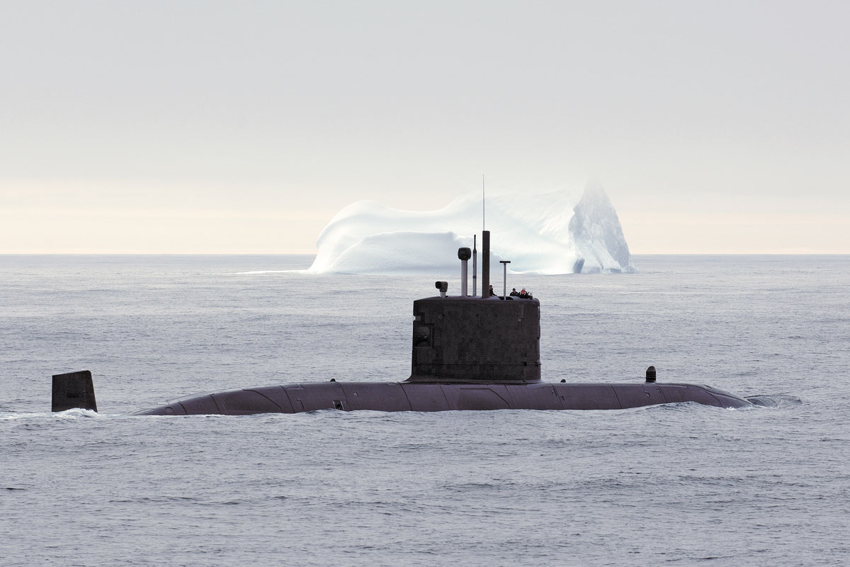 HMCS Corner Brook on Arctic patrol during Operation Nanook in 2007. Photo by Cplc Blake Rodgers