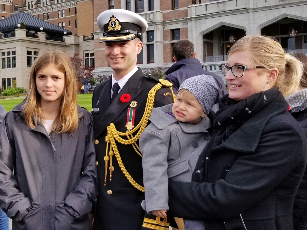 Lt(N) Sean Milley with his family. 