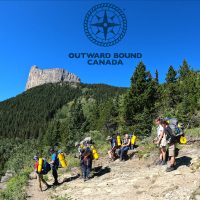 Outward Bound Canada offre des bourses d'études complètes aux jeunes issus de familles d'anciens combattants