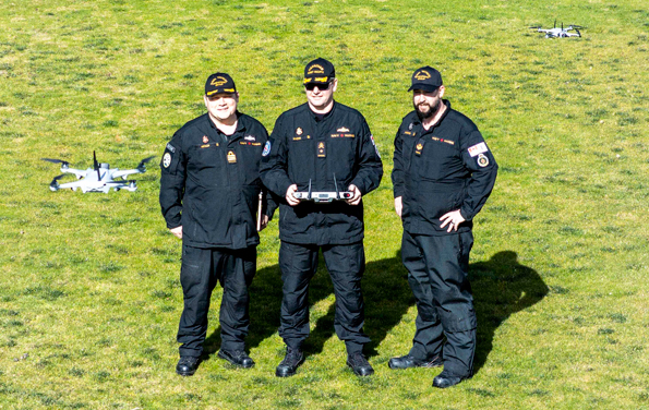 Commodore David Mazur, Canadian Fleet Pacific Commander, operates a Teal 2 Uncrewed Air System during his visit to the course being held at Camp Albert Head, CFB Esquimalt on March 13. Photo: Sergeant Malcolm Byers, MARPAC Imaging Services.